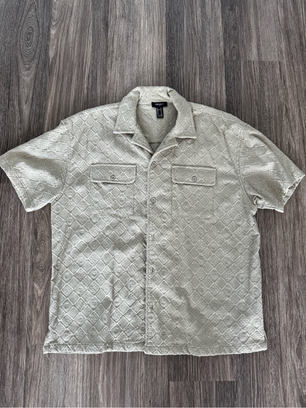 Textured Short-Sleeve Camp Shirt in Light Green